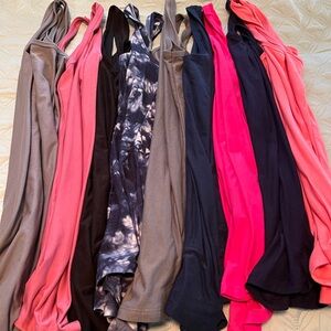 9 - Like New Scoop neck Cami tank tops